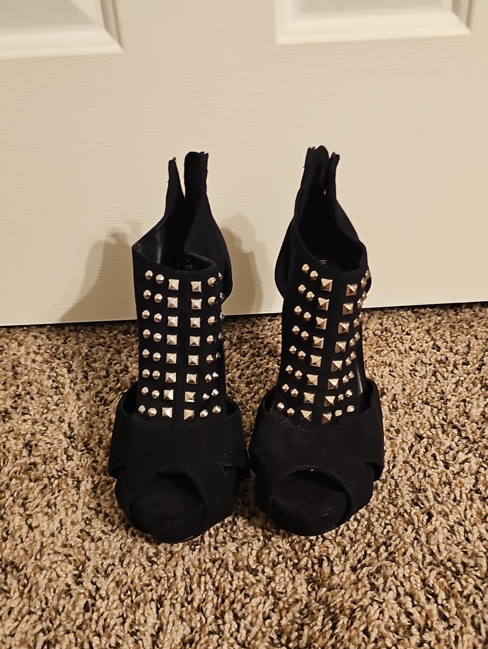 Rock & Republic Black Studded Peep-Toe Heels